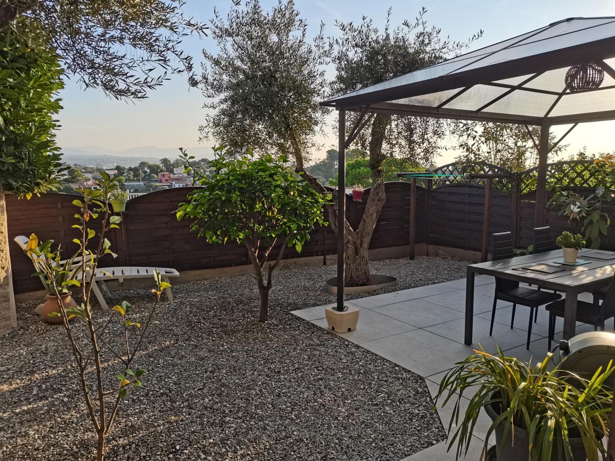 Charmant 2P Au Calme, Jardin, Piscine, Vue Panoramique Et Stationnement Вильнёв-Лубе Экстерьер фото